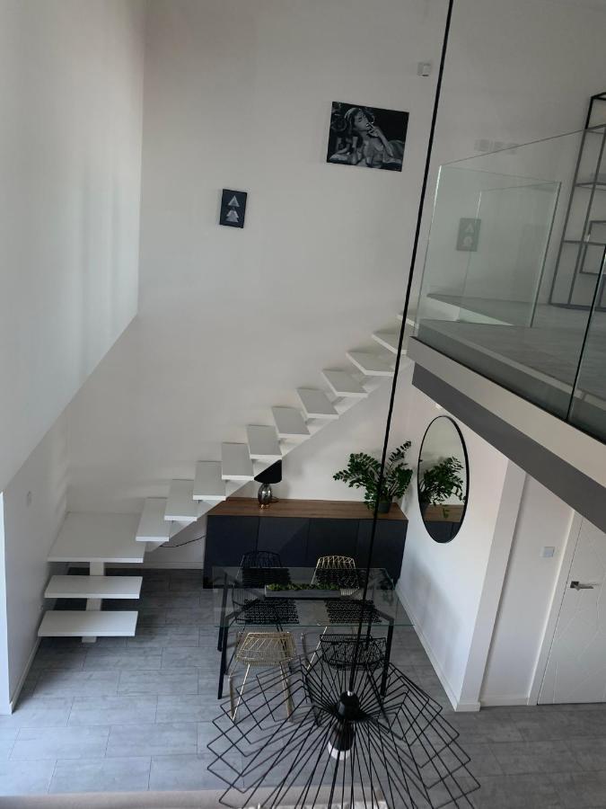Ekskluzywny Penthouse Z Ogrodem W Centrum Lodzi Εξωτερικό φωτογραφία