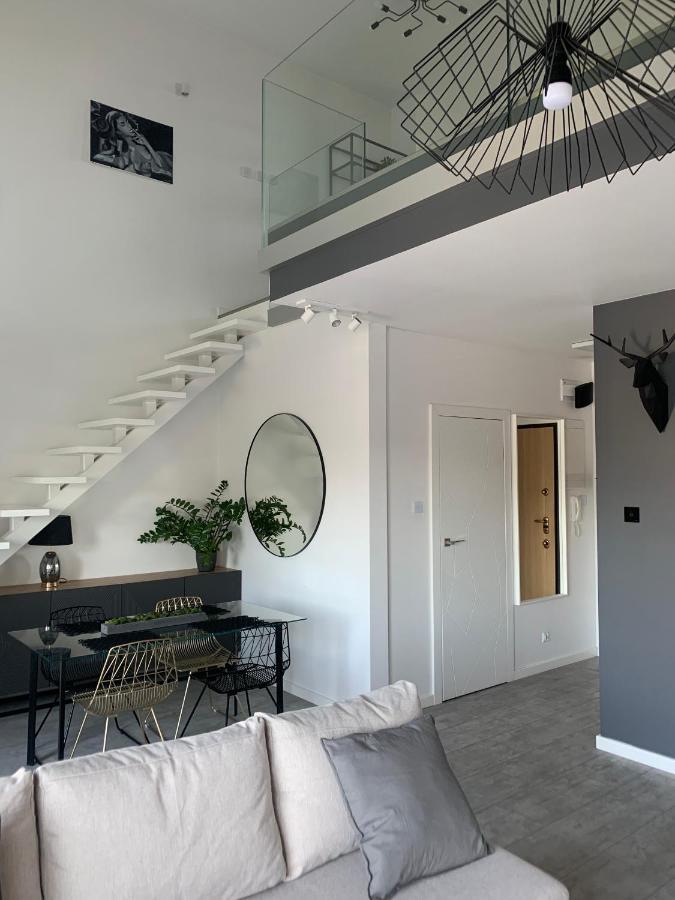 Ekskluzywny Penthouse Z Ogrodem W Centrum Lodzi Εξωτερικό φωτογραφία